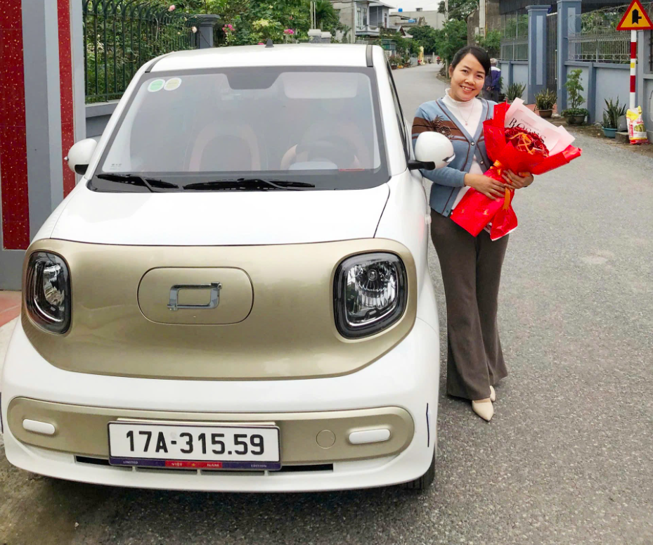 Nữ giáo viên 36 tuổi thấy ‘xứng đáng’ khi đổi sang xe điện Bestune Xiaoma