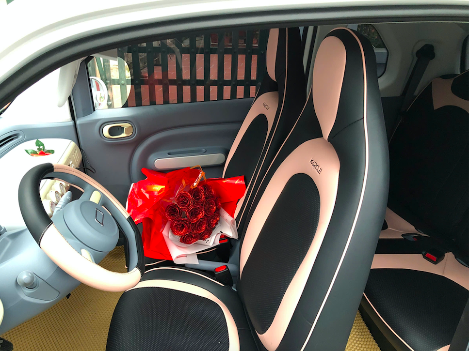 Nữ giáo viên 36 tuổi thấy ‘xứng đáng’ khi đổi sang xe điện Bestune Xiaoma