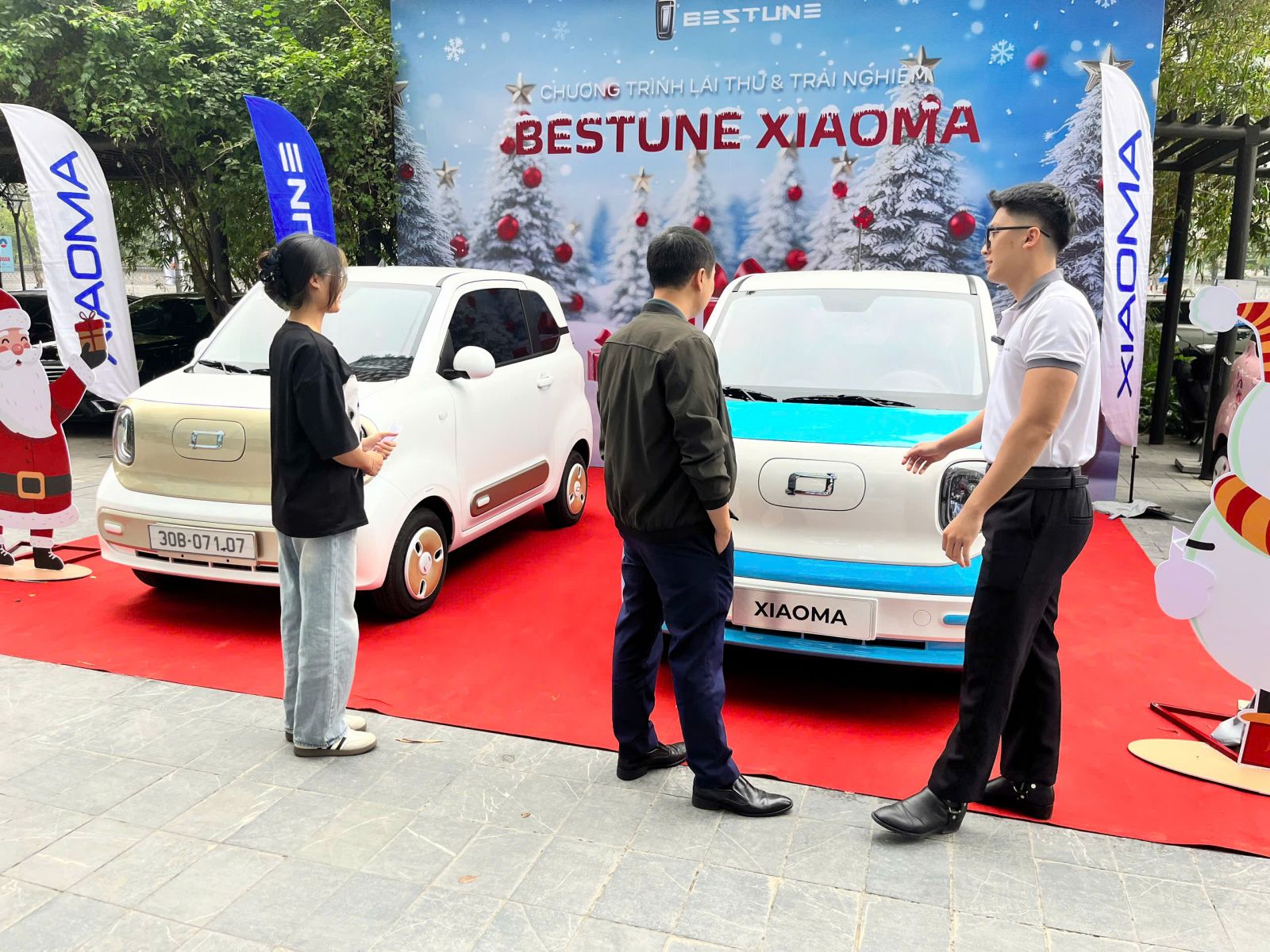 Người Hà Nội Lái Thử Bestune Xiaoma: Chiếc Xe Điện Nhỏ Gọn Đang “Hợp Thời” di chuyển dễ dàng trong phố nhỏ.