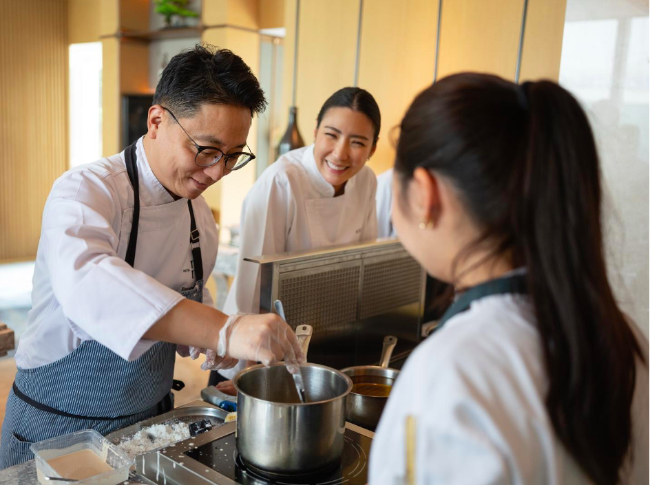 Trải nghiệm nghệ thuật cocktail tinh tuyển cùng MGallery Collection và Chef Pam